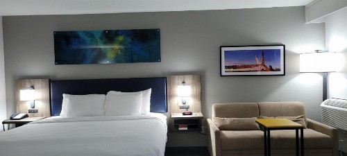 AmericInn - image 12