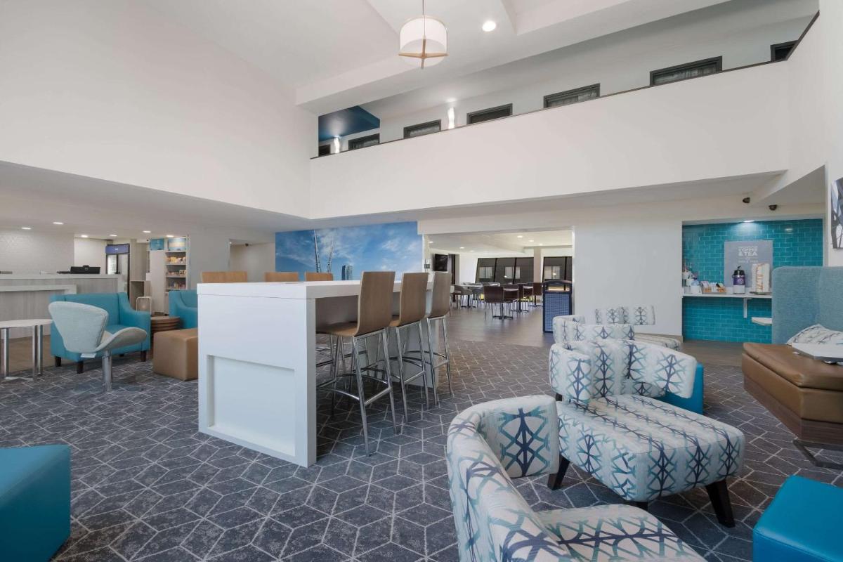 AmericInn - image 4