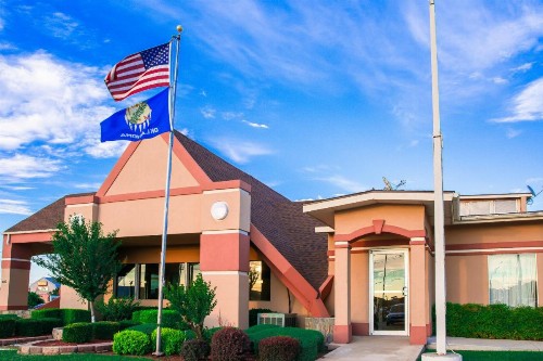 Howard Johnson by Wyndham Oklahoma City OKC Airport Fairgrounds I40 - image 39