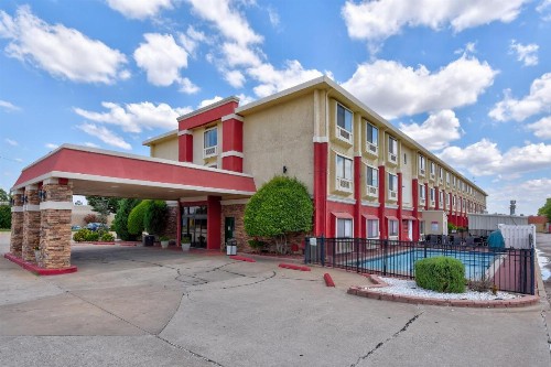 Ramada by Wyndham Oklahoma City Airport North - image 33