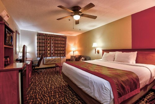 Ramada by Wyndham Oklahoma City Airport North - image 41
