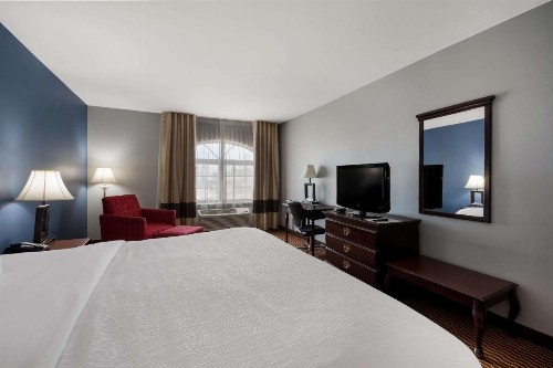 Baymont by Wyndham Oklahoma City North Frontier City - image 18