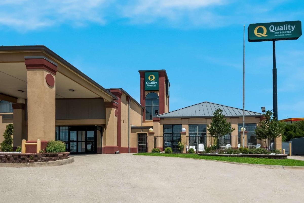 Baymont by Wyndham Oklahoma City North Frontier City - image 2