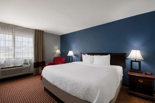 Baymont by Wyndham Oklahoma City North Frontier City - image 25