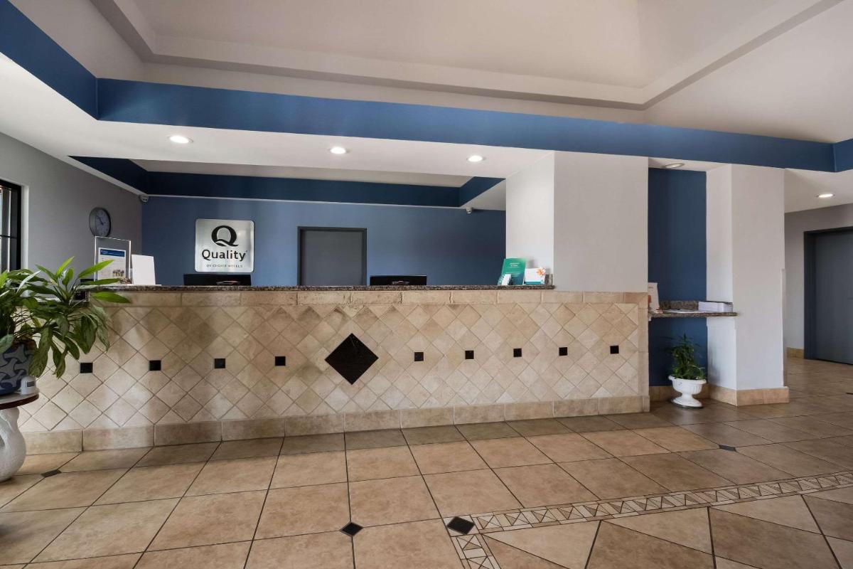 Baymont by Wyndham Oklahoma City North Frontier City - image 4