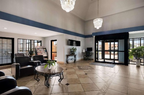 Baymont by Wyndham Oklahoma City North Frontier City - image 6