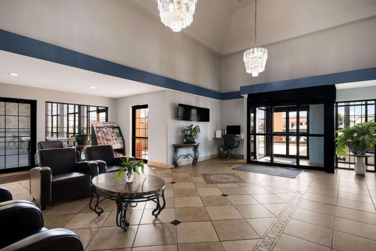 Baymont by Wyndham Oklahoma City North Frontier City - image 6