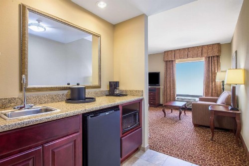Hampton Inn & Suites Oklahoma City - South - image 22