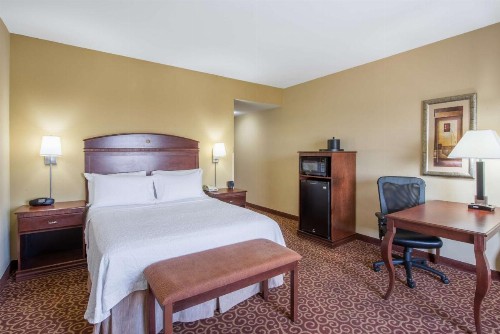 Hampton Inn & Suites Oklahoma City - South - image 26