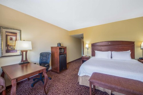 Hampton Inn & Suites Oklahoma City - South - image 28