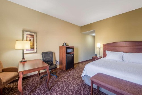 Hampton Inn & Suites Oklahoma City - South - image 36