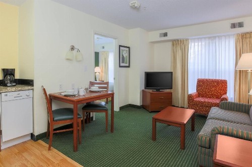Residence Inn by Marriott Oklahoma City South - image 13