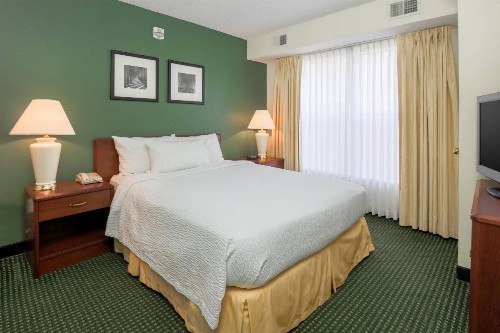 Residence Inn by Marriott Oklahoma City South - image 17