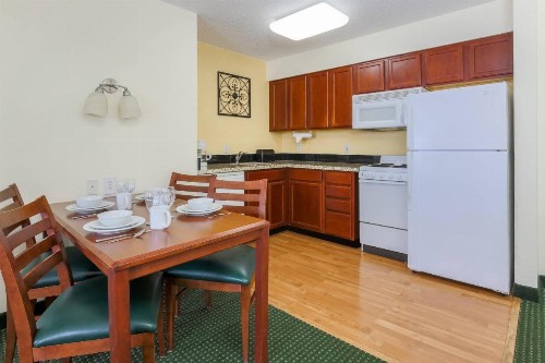 Residence Inn by Marriott Oklahoma City South - image 4