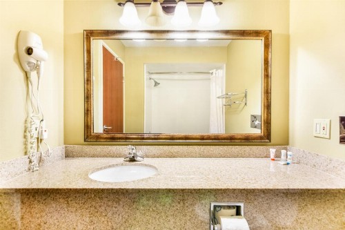 OYO Townhouse Oklahoma City Airport - image 30