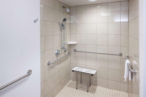 Hampton Inn & Suites Oklahoma City-Bricktown - image 19