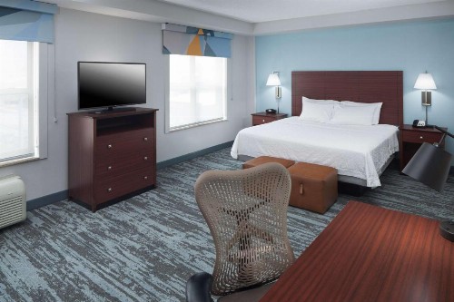 Hampton Inn & Suites Oklahoma City-Bricktown - image 32