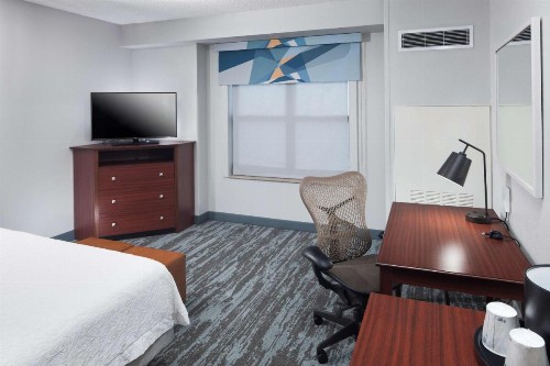 Hampton Inn & Suites Oklahoma City-Bricktown - image 34