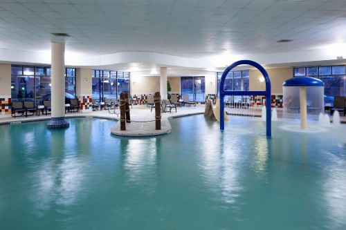 Hampton Inn & Suites Oklahoma City-Bricktown - image 36