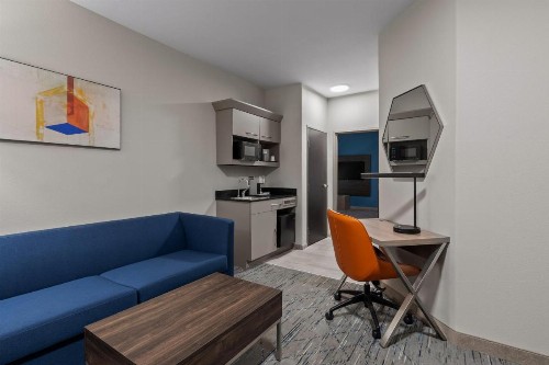 Holiday Inn Express Hotel & Suites Oklahoma City Northwest an IHG Hotel - image 24