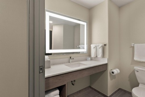 Holiday Inn Express Hotel & Suites Oklahoma City Northwest an IHG Hotel - image 38