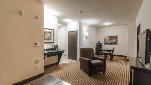 Holiday Inn Express Hotel & Suites Oklahoma City Northwest an IHG Hotel - image 50