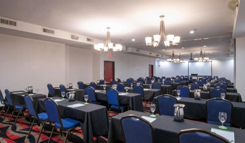 Holiday Inn Oklahoma City Airport an IHG Hotel - image 25
