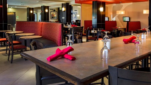 Holiday Inn Oklahoma City Airport an IHG Hotel - image 6