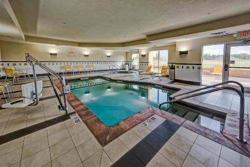 Fairfield Inn & Suites by Marriott Oklahoma City NW Expressway/Warr Acres - image 2