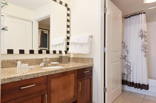 Residence Inn by Marriott Oklahoma City Downtown/Bricktown - image 23