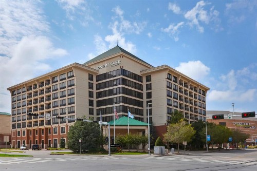 Courtyard by Marriott Oklahoma City Downtown - image 8