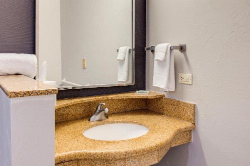 Courtyard by Marriott Oklahoma City North/Quail Springs - image 11