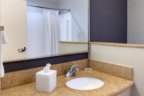 Courtyard by Marriott Oklahoma City North/Quail Springs - image 25