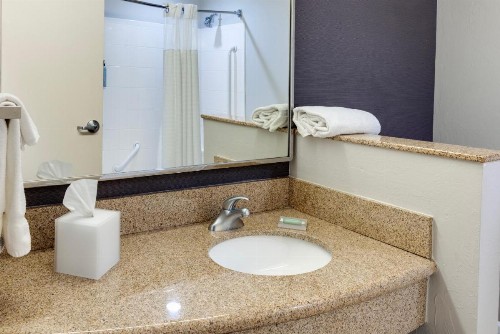 Courtyard by Marriott Oklahoma City North/Quail Springs - image 4