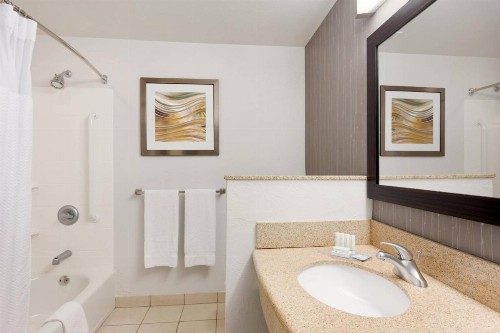 Courtyard by Marriott Oklahoma City North/Quail Springs - image 46
