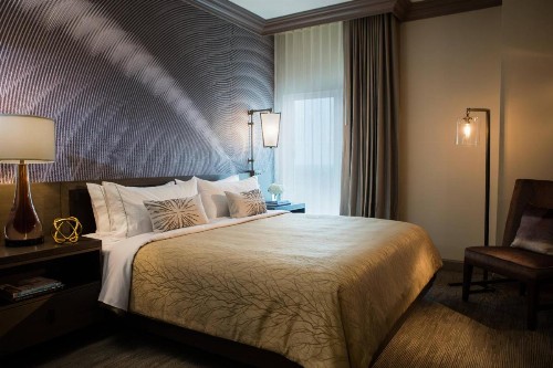 Renaissance Waterford Oklahoma City Hotel - image 4
