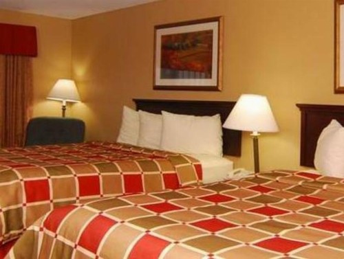 HEMP Hotel Oklahoma City - image 29