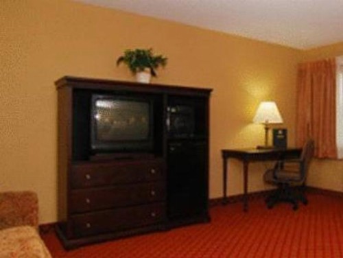 HEMP Hotel Oklahoma City - image 39