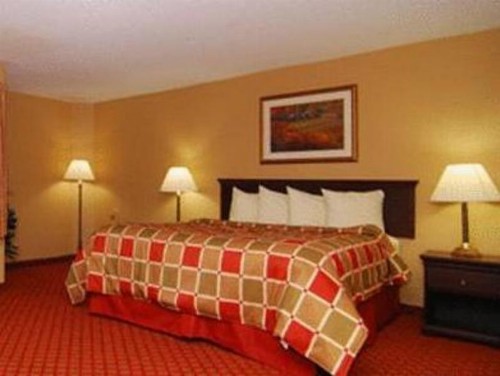 HEMP Hotel Oklahoma City - image 40