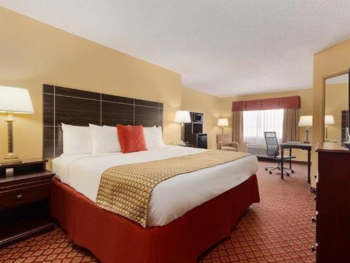 HEMP Hotel Oklahoma City - image 43