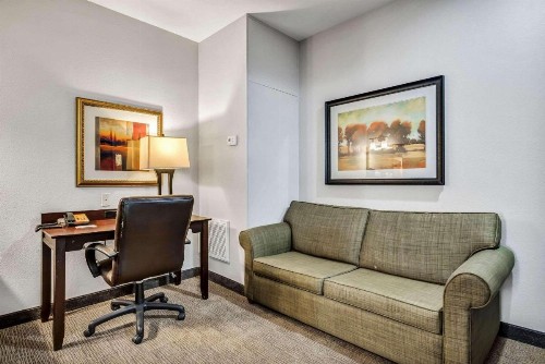 Country Inn & Suites by Radisson Oklahoma City at Northwest Expressway OK - image 17