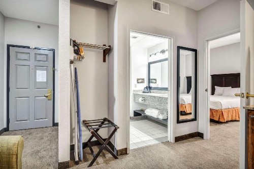 Country Inn & Suites by Radisson Oklahoma City at Northwest Expressway OK - image 18