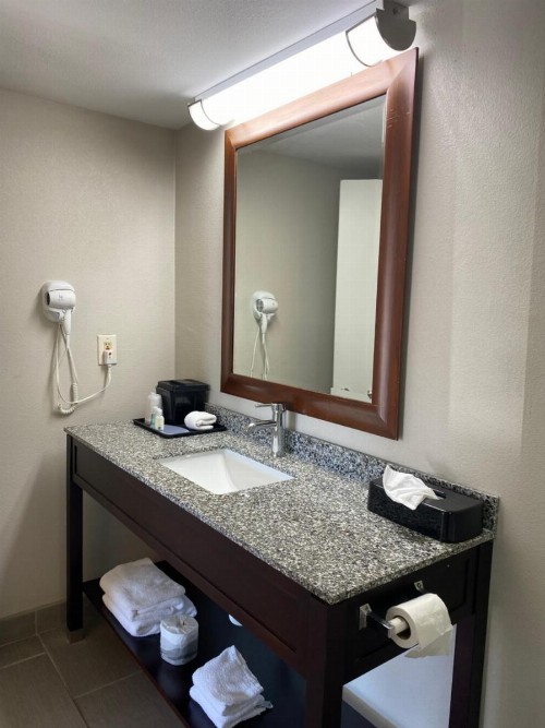 Quality Inn Oklahoma City South - image 12