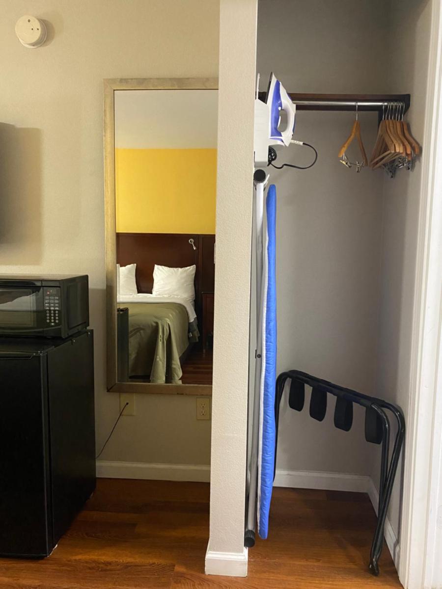 Quality Inn Oklahoma City South - image 7