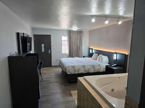 Economy Inn-Oklahoma City - image 23