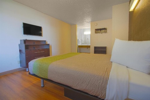 Studio 6-Oklahoma City OK - Airport - image 35