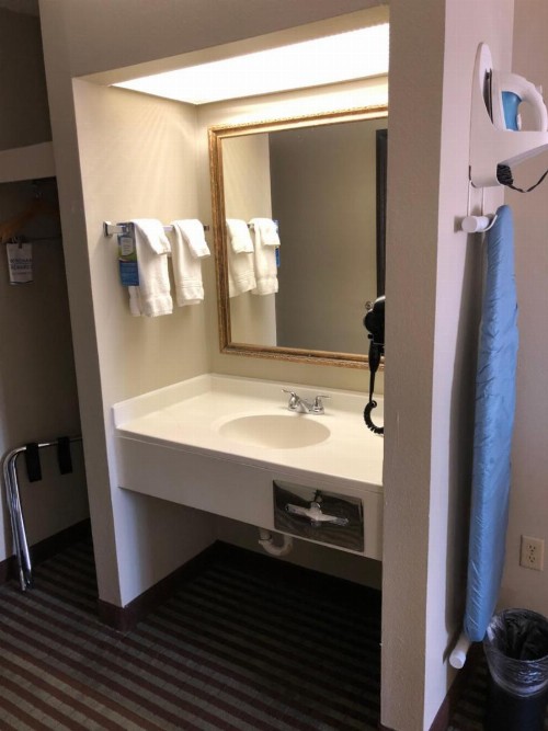 Baymont by Wyndham Oklahoma City Airport - image 15