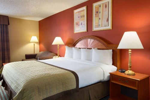 Baymont by Wyndham Oklahoma City Airport - image 49