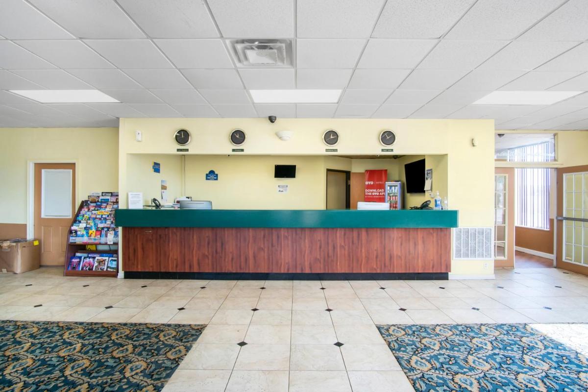 OYO Hotel Oklahoma City South I-35 and SE 29th - image 2