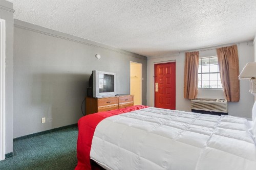 HEMP Inn Oklahoma City - image 15